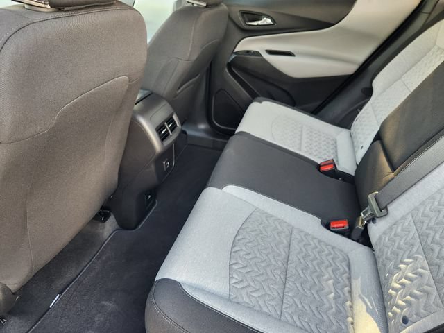 Used 2024 Summit White Chevrolet LT image 30