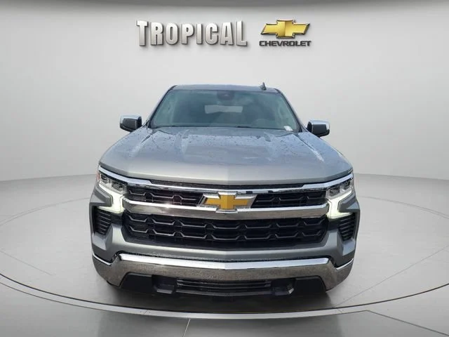 Used 2023 Sterling Gray Metallic Chevrolet LT image 8