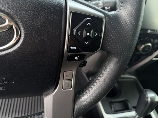 Used 2022 Silver Toyota SR5 image 18