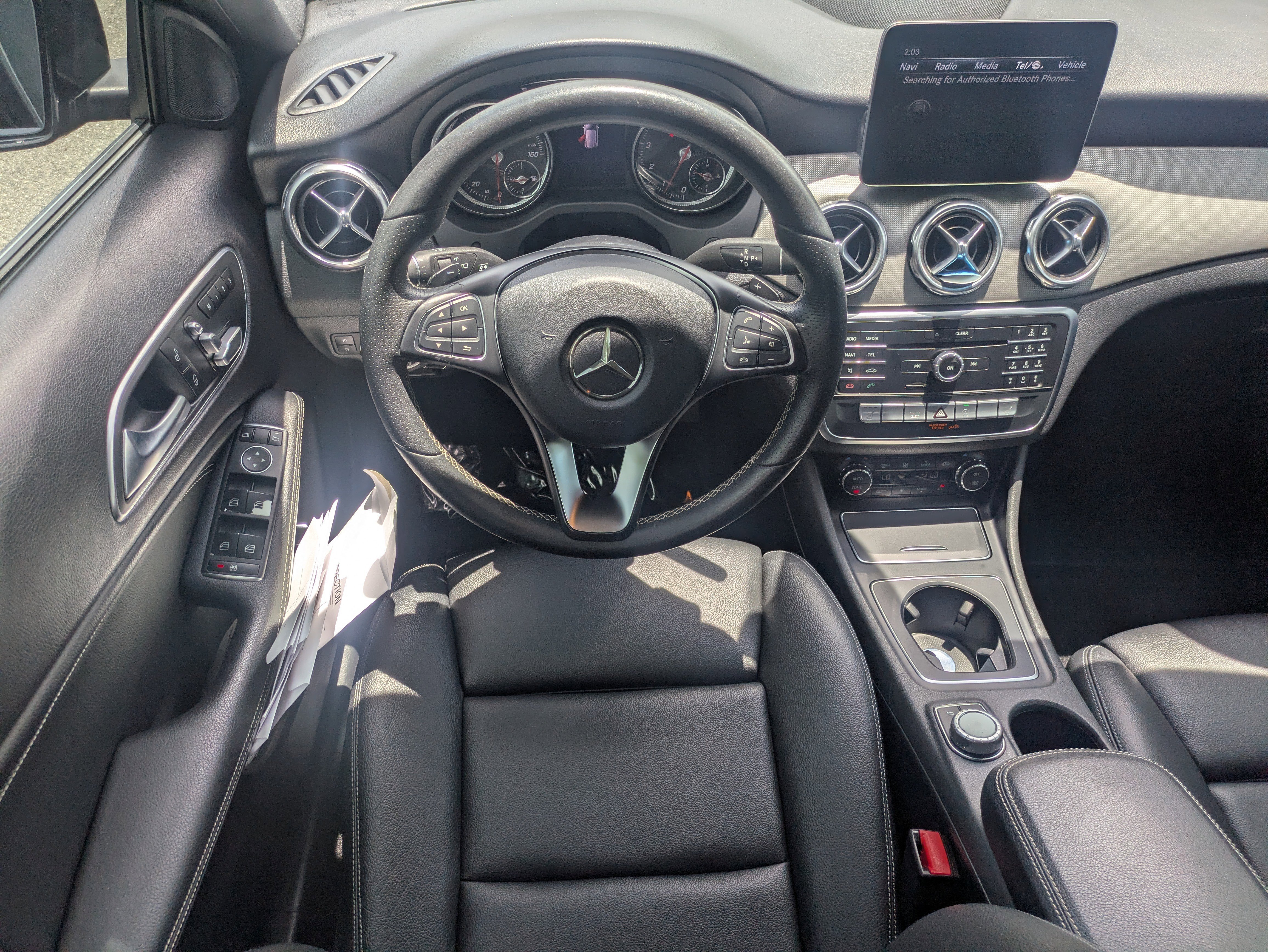 Used 2018 Night Black Mercedes-Benz GLA 250 image 15