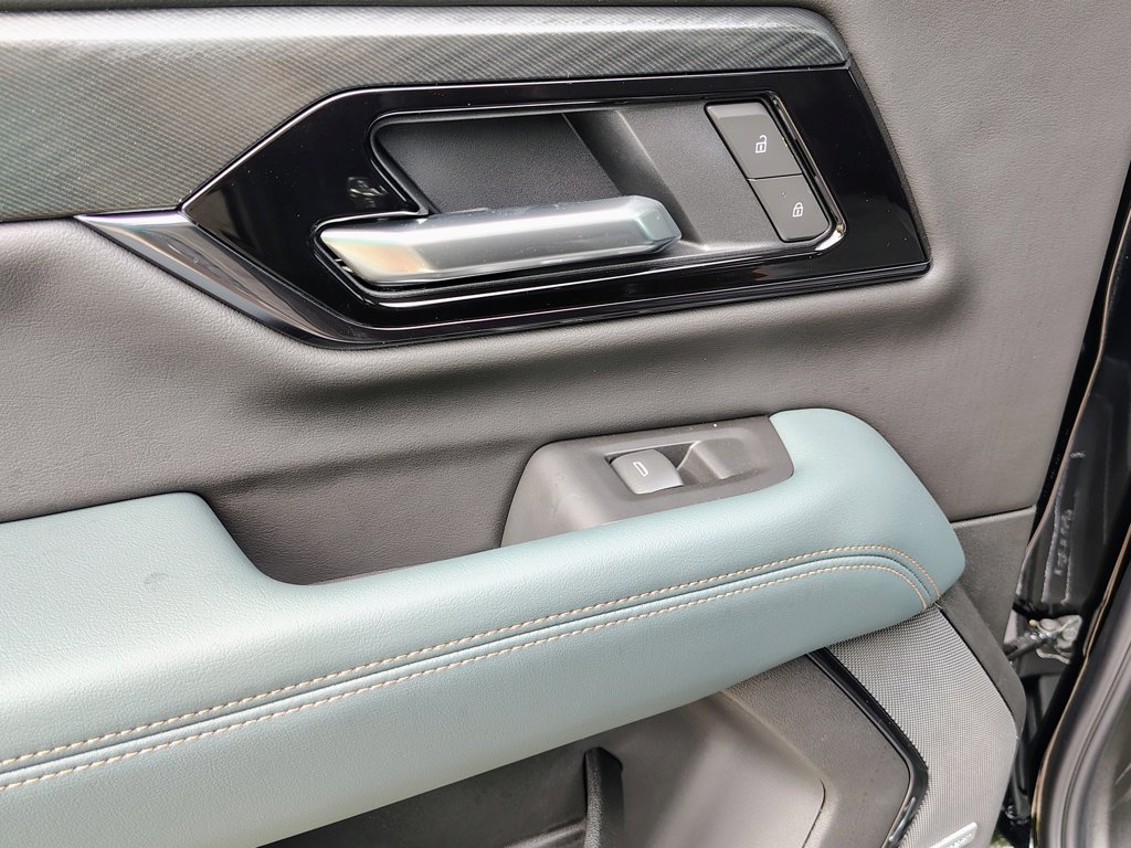 2026 GMC Yukon XL AT4 - Photo 36