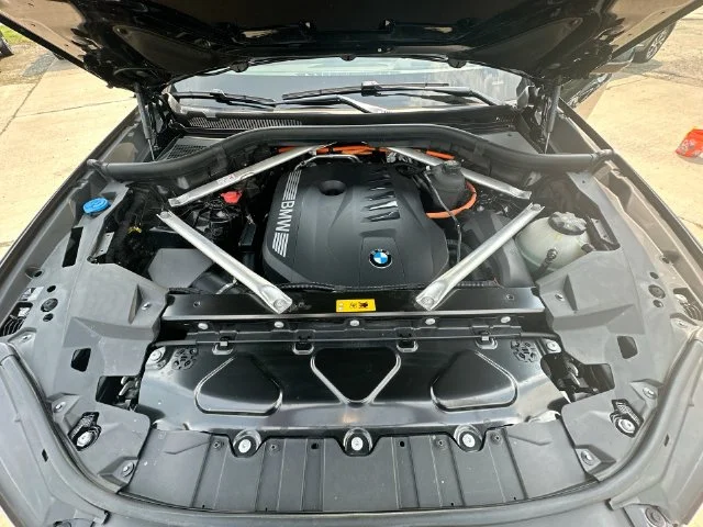 Used 2024 Black BMW xDrive50e image 34