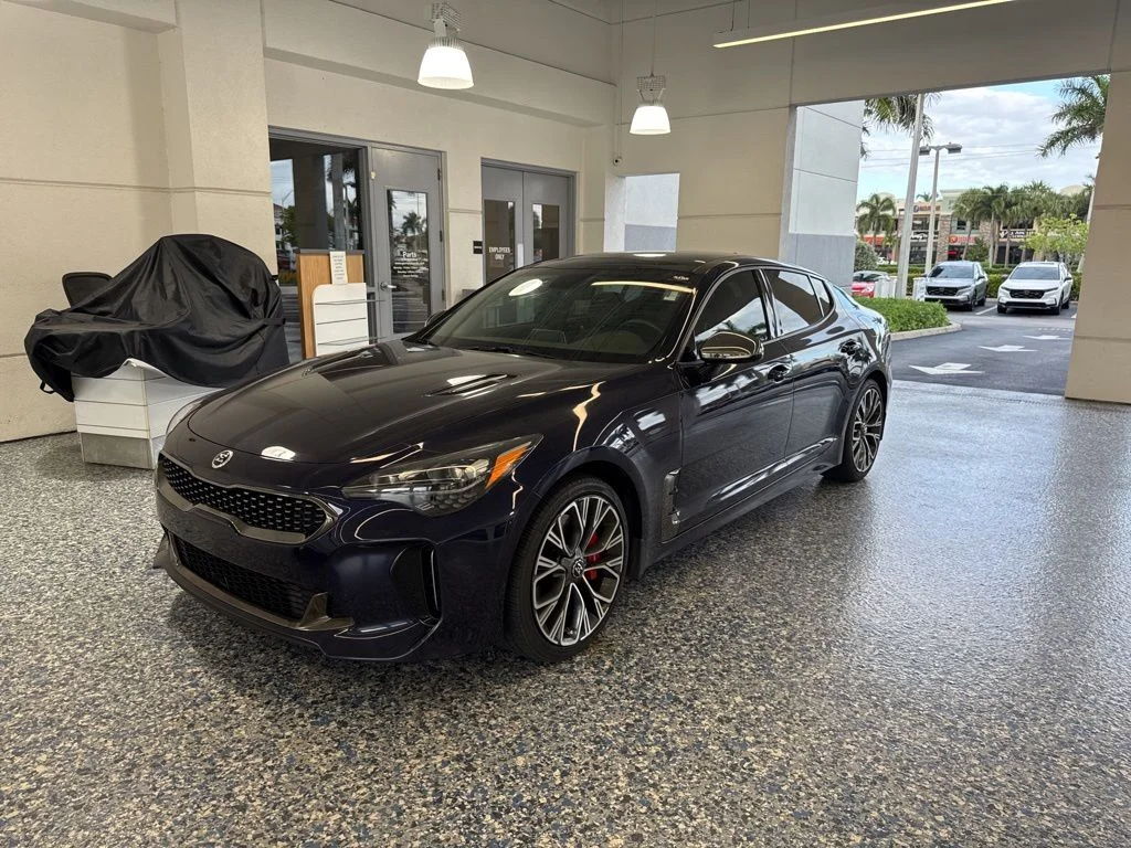 2020 Kia Stinger GT AWD's photo