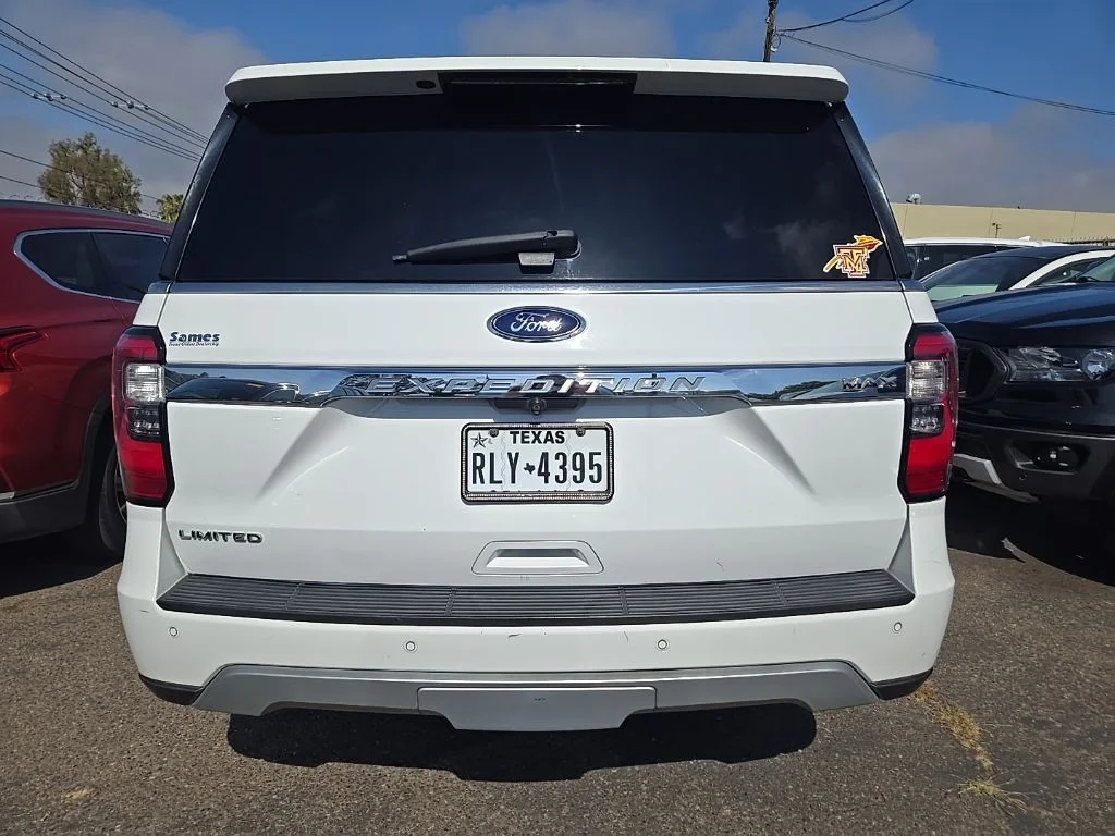 Used 2018 White Ford Limited image 6
