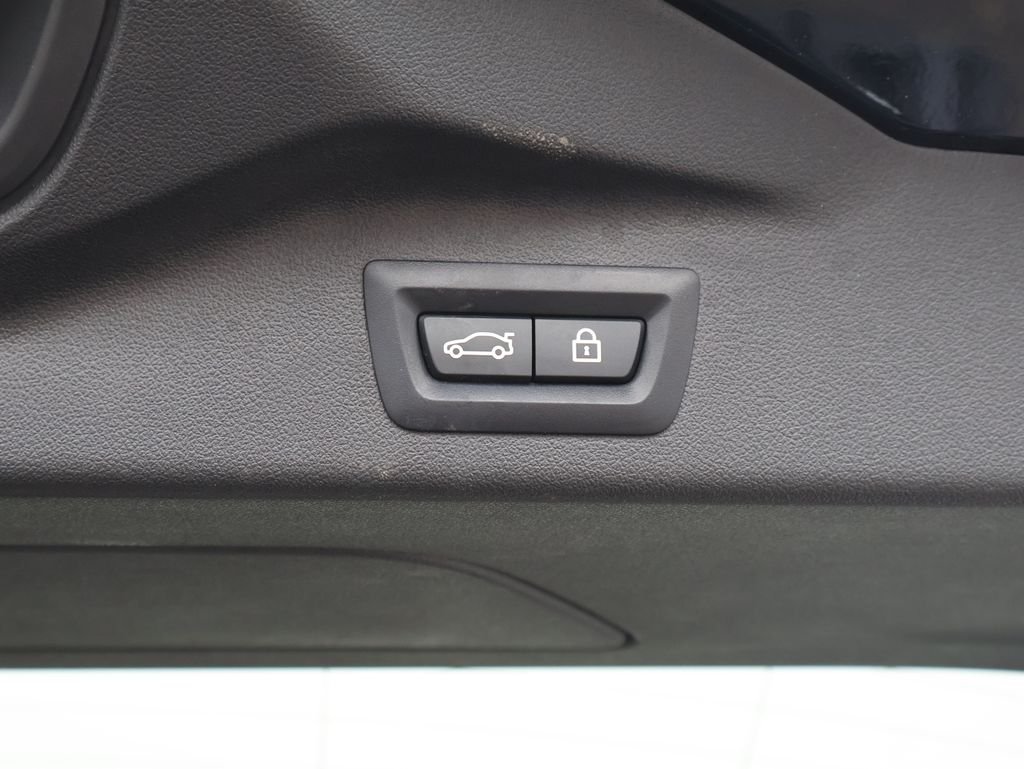 Used 2023 Carbon Black Metallic BMW xDrive40i image 23