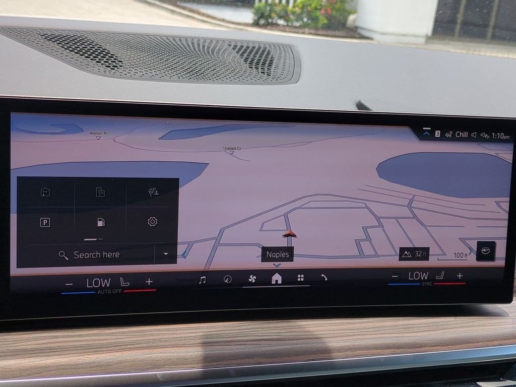 New 2026 Alpine White BMW sDrive40i image 22