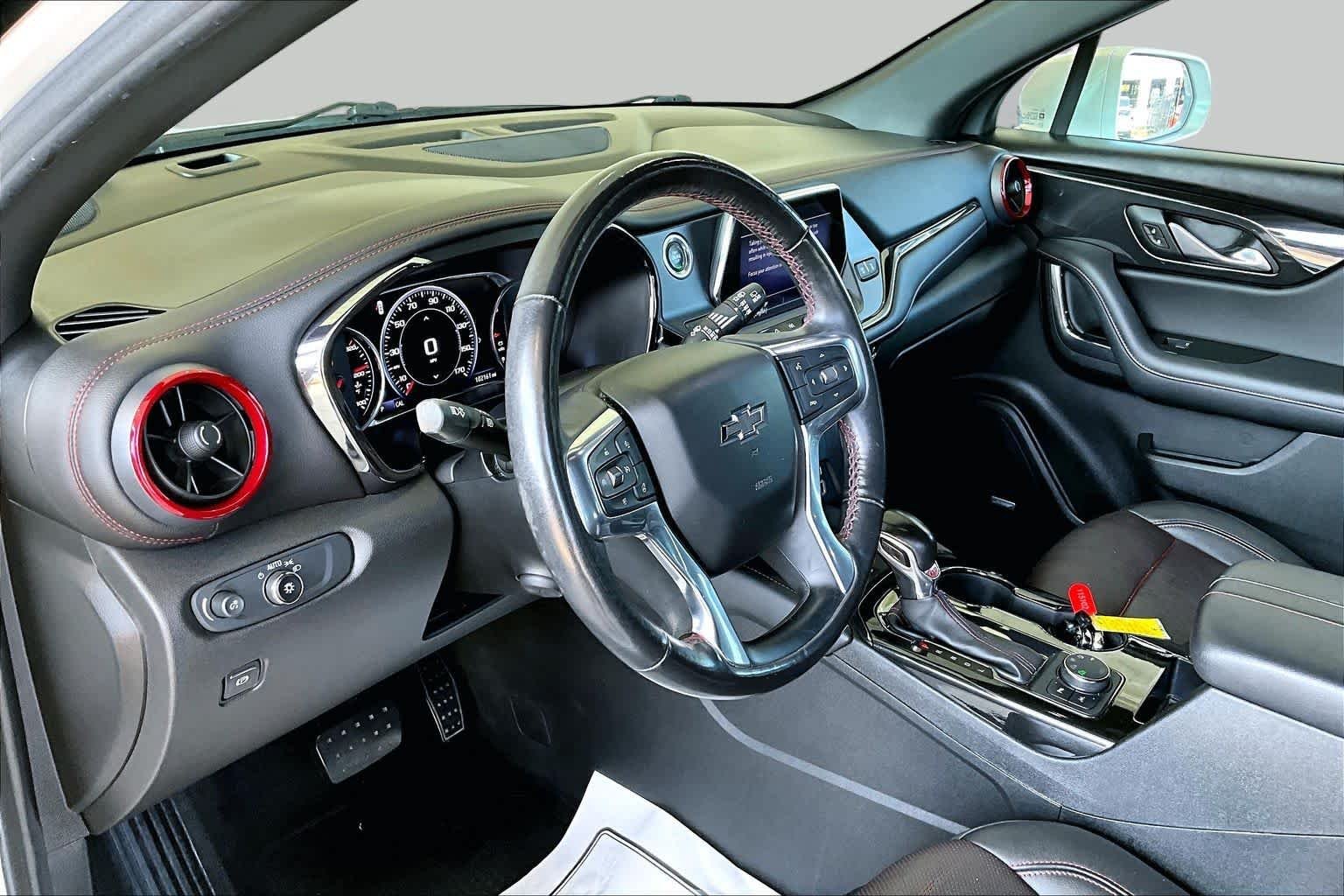 Used 2020 Iridescent Pearl Tricoat Chevrolet RS image 18