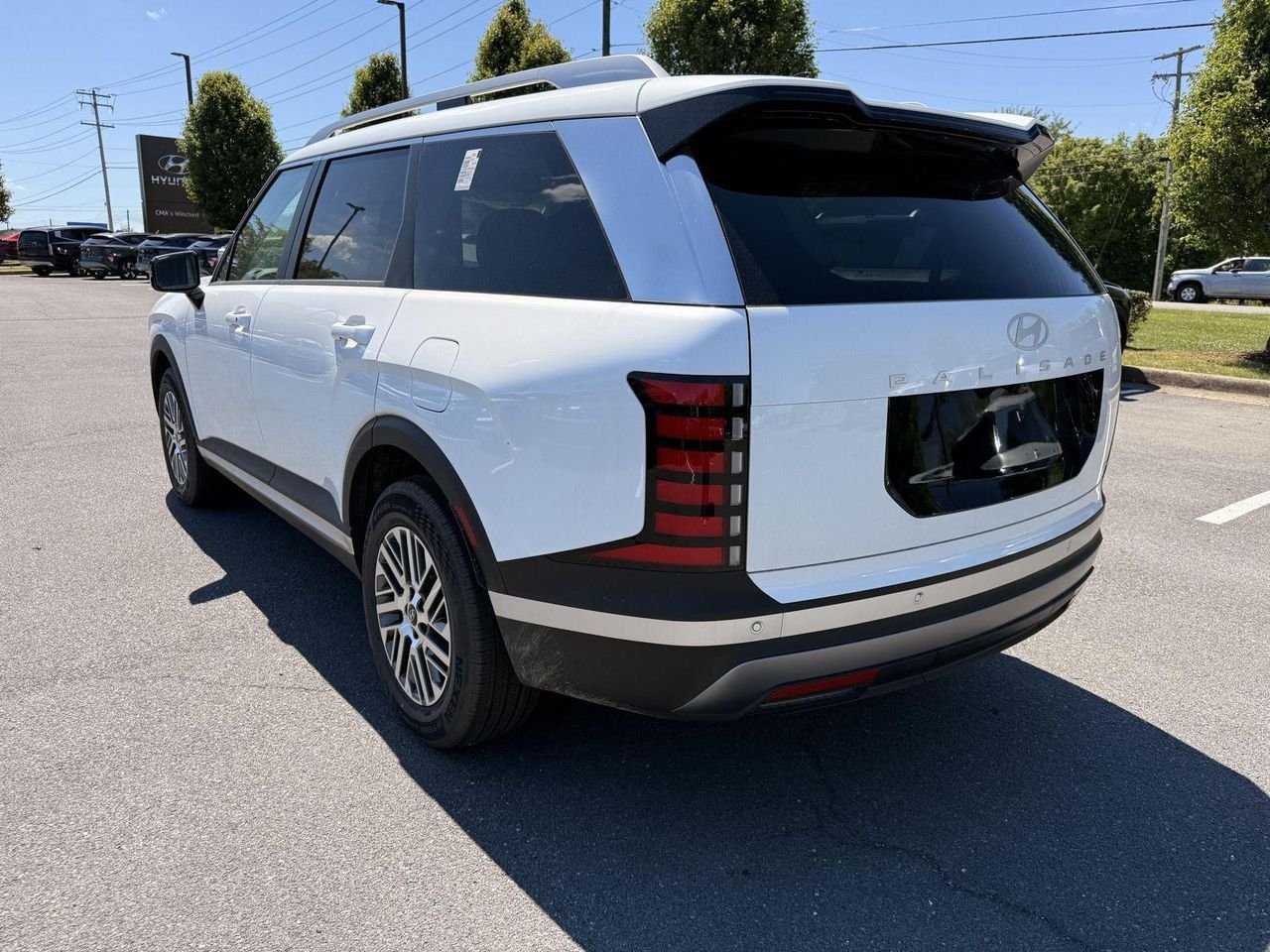New 2026 Creamy White Pearl Hyundai SEL AWD image 5