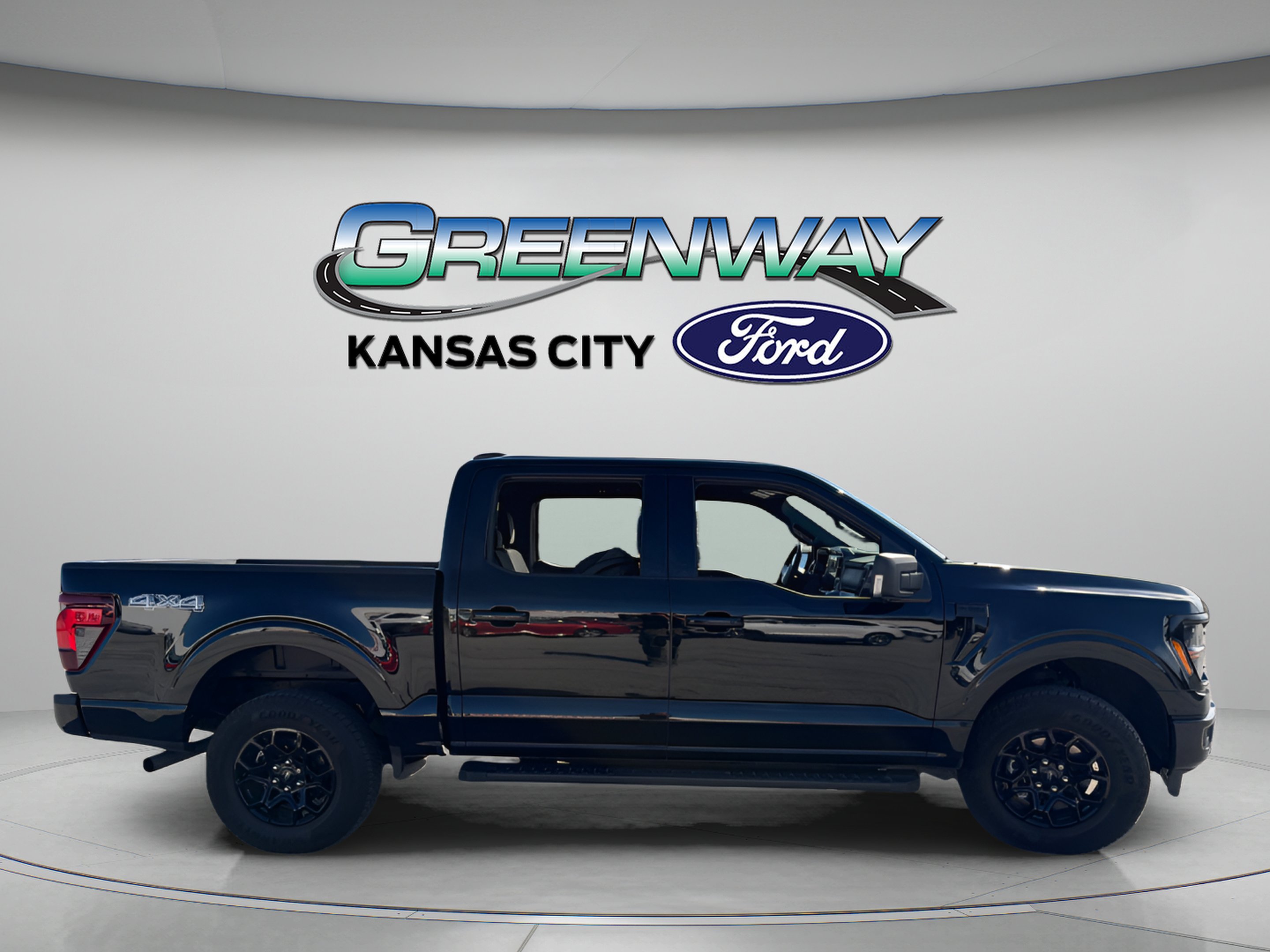 New 2026 Agate Black Metallic Ford XLT image 9
