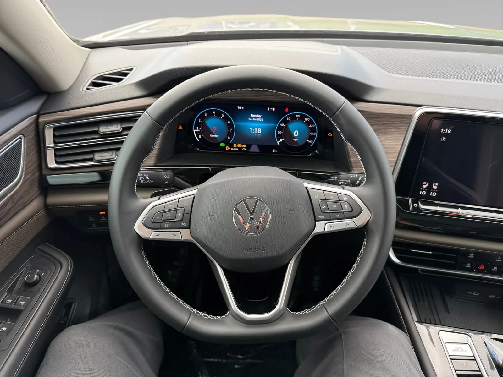 New 2026 Silver Mist Metallic Volkswagen 2.0T SEL image 13