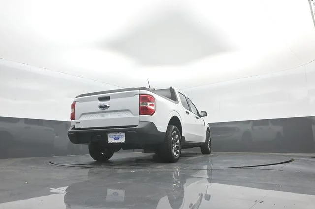 Certified Used 2024 Oxford White Ford XLT image 39