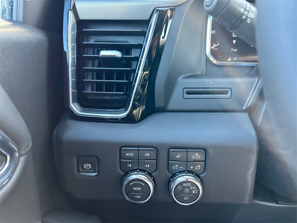 2026 GMC SIERRA - Image 17