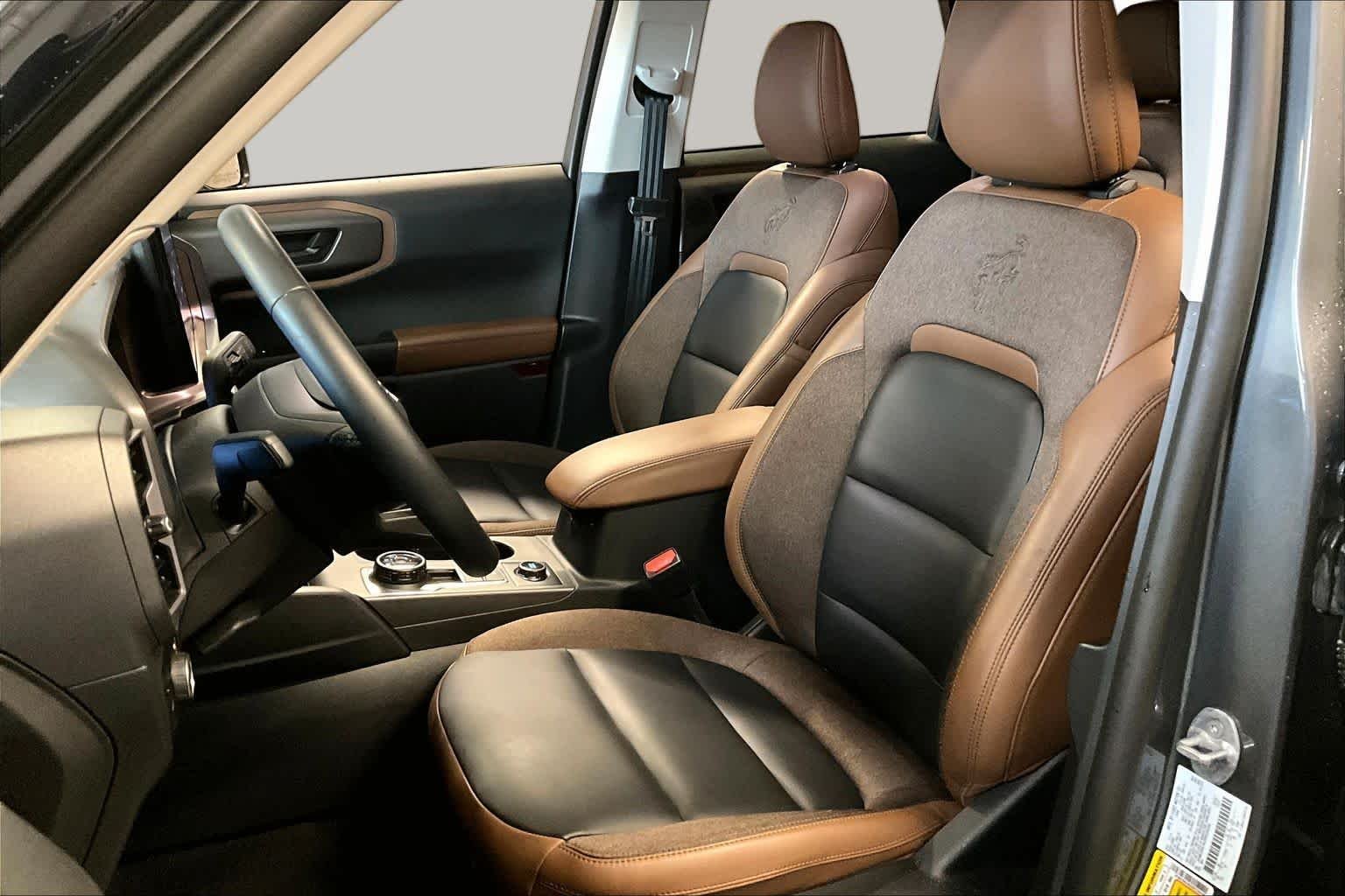 Used 2025 Carbonized Gray Ford Outer Banks image 7