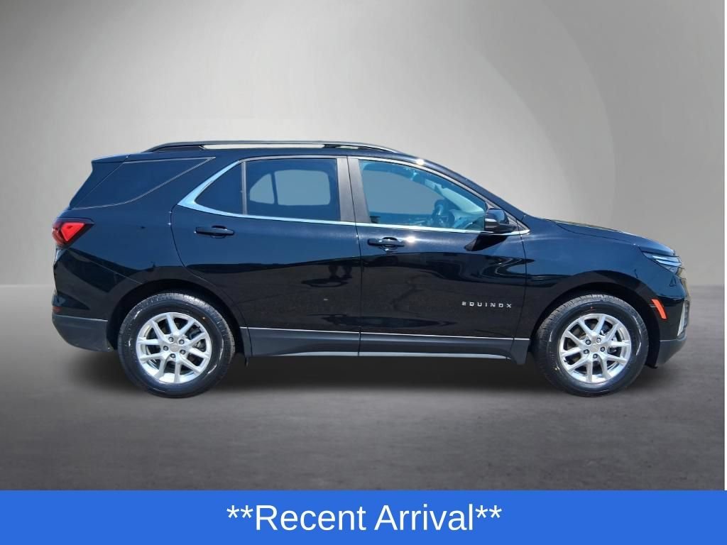 Used 2022 Chevrolet Equinox LT with VIN 3GNAXUEVXNL261570 for sale in Red Wing, Minnesota