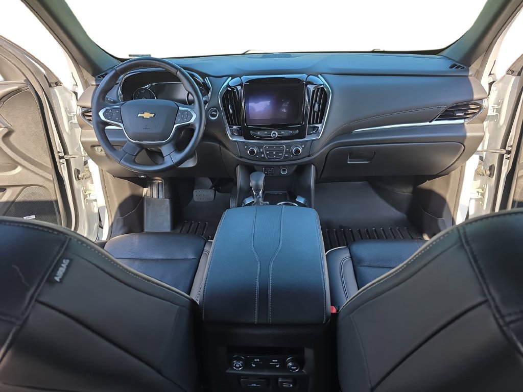 Used 2023 Beige Chevrolet Premier image 12