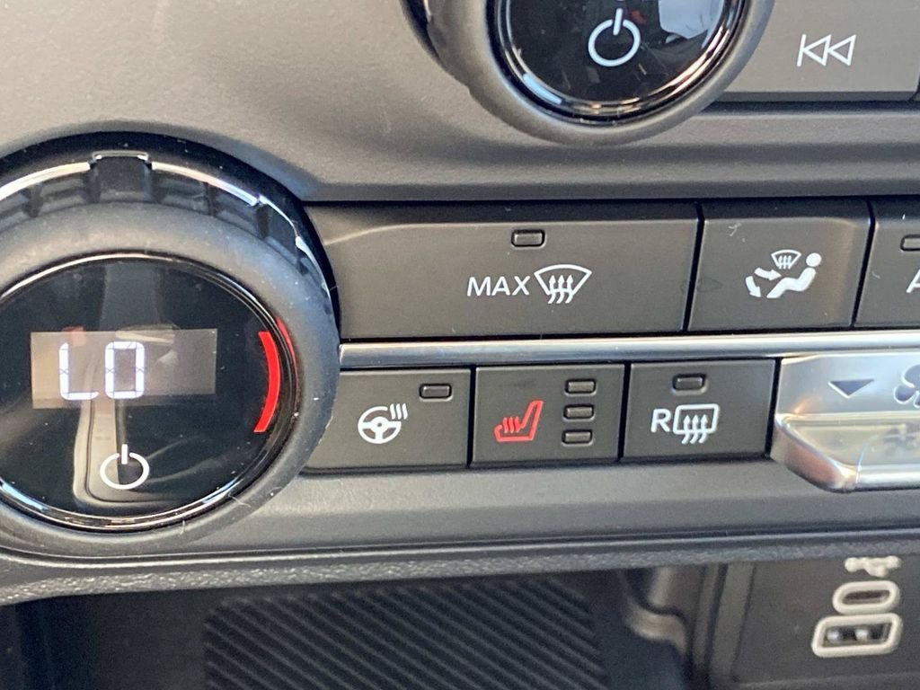 New 2026 Shadow Black Ford Badlands® image 18