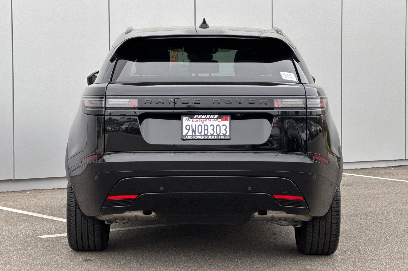 Certified Used 2026 Black Land Rover Dynamic SE image 4