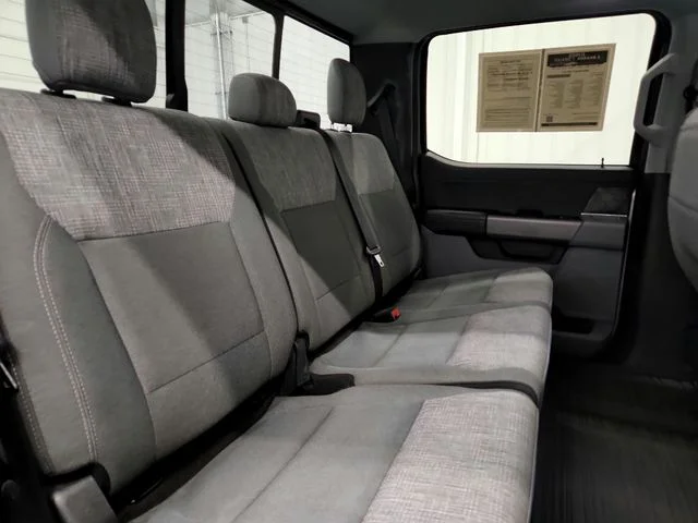 Used 2022 Silver Ford XLT image 37