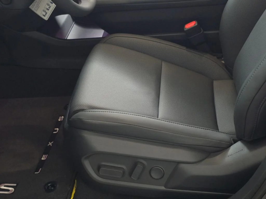 New 2026 Cloudburst Gray Lexus  image 28