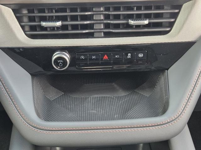 New 2026 Star White Metallic Tri-Coat Ford Active image 34