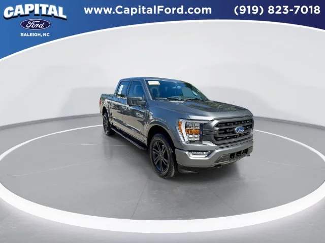 Used 2023 Gray Ford XLT image 2