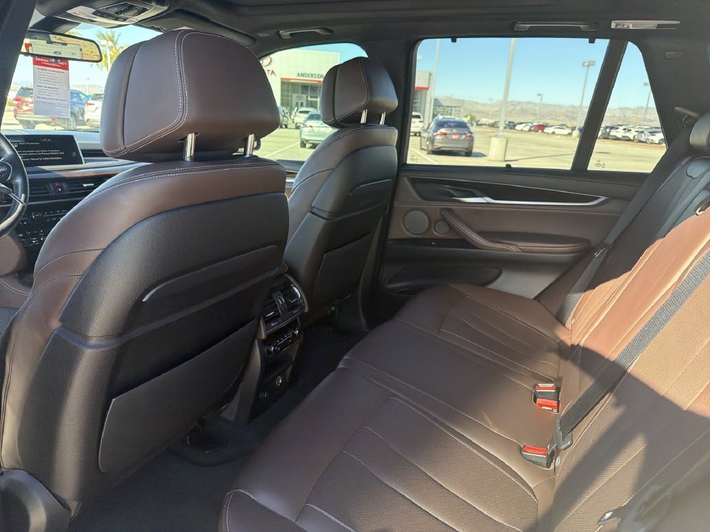 2016 BMW X5 xDrive50i - Photo 28