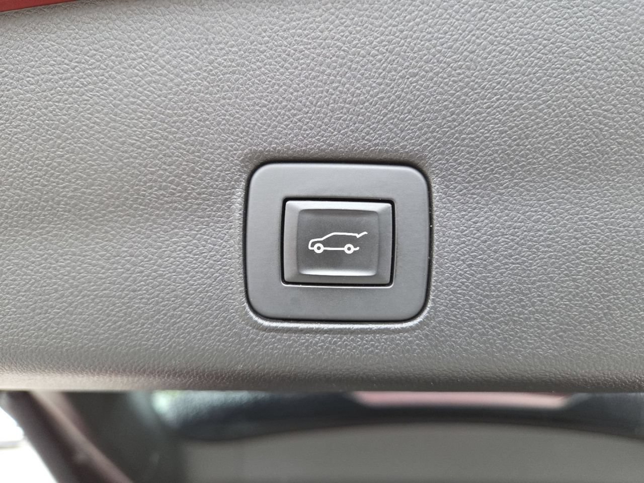 Used 2021 SCARLET RED METALLIC Chevrolet RS image 24
