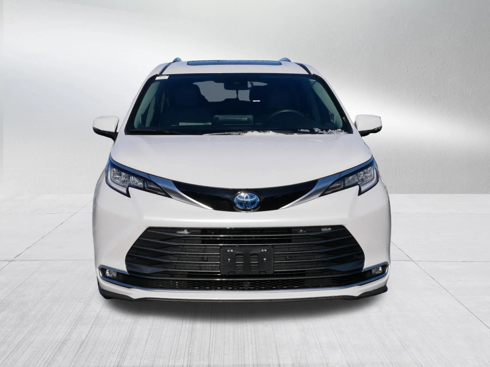Certified 2024 Toyota Sienna Limited with VIN 5TDZRKECXRS219070 for sale in Brooklyn Center, Minnesota