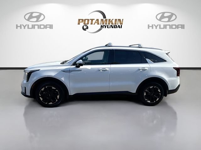 2025 Kia Sorento S - Photo 8