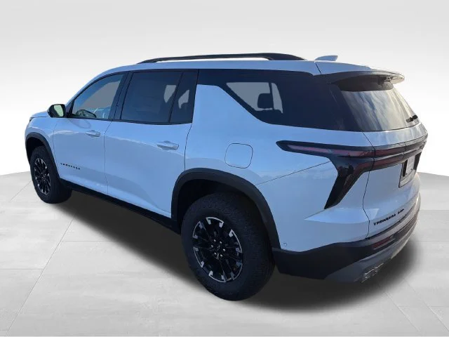 New 2026 Polar White Tricoat Chevrolet Z71 image 3