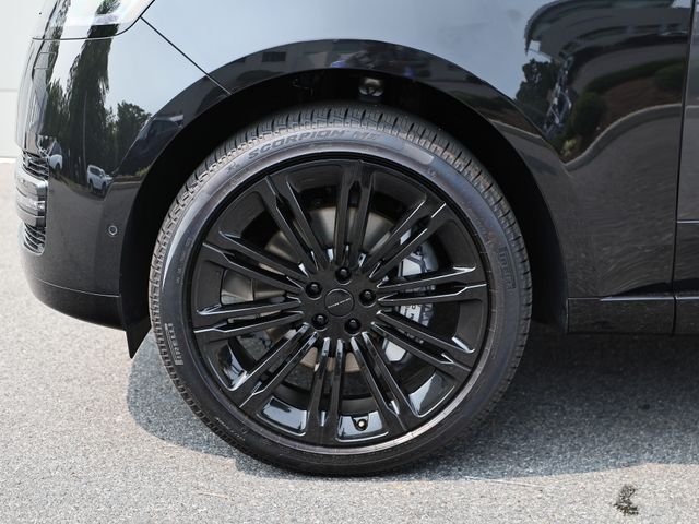 New 2026 Santorini Black LAND ROVER SE image 5