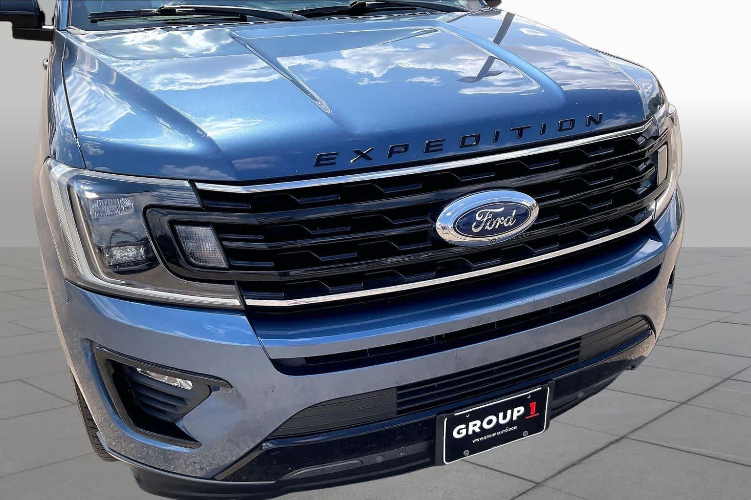 Used 2020 Blue Metallic Ford Limited image 29