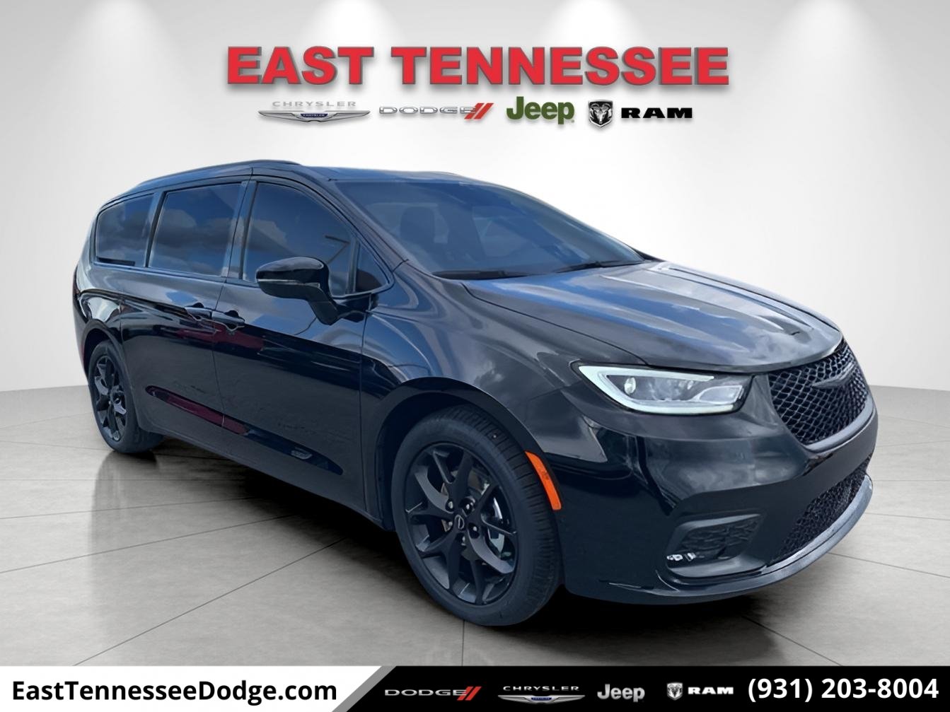 2026 Chrysler Pacifica Limited's photo