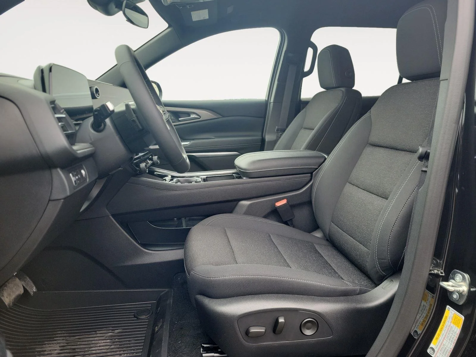 2026 Chevrolet Traverse LT - Photo 10