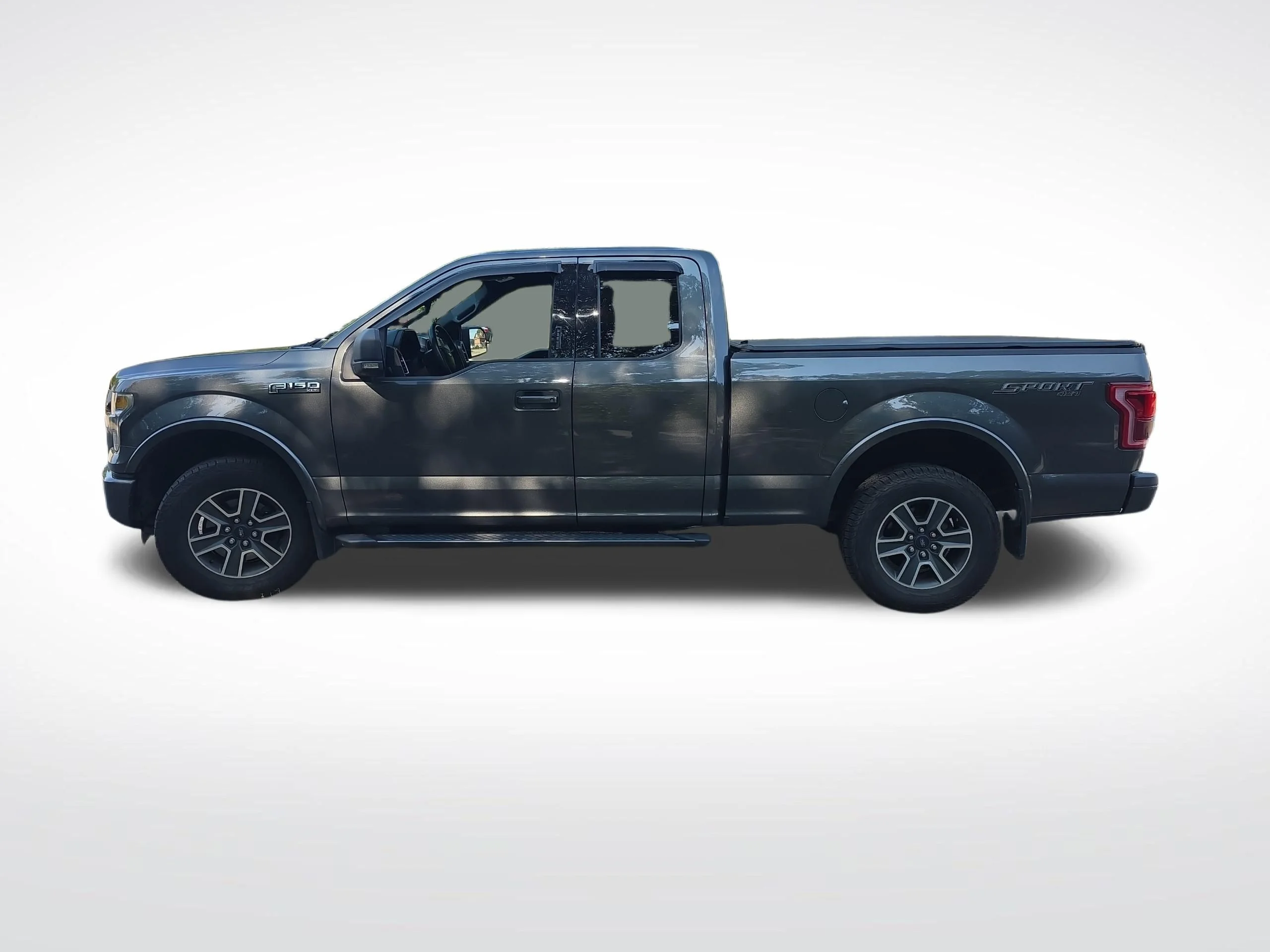 Used 2016 Magnetic Ford XLT image 8