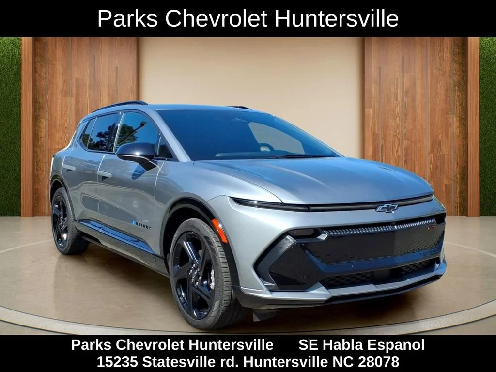 2025 Chevrolet Equinox EV RS FWD's photo