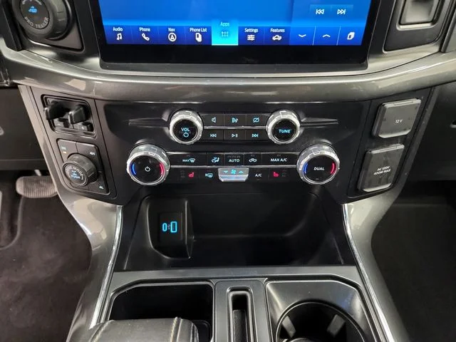Used 2023 White Ford XLT image 25