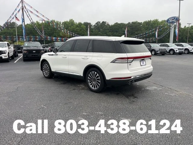 Used 2023 White Metallic Lincoln Standard image 37
