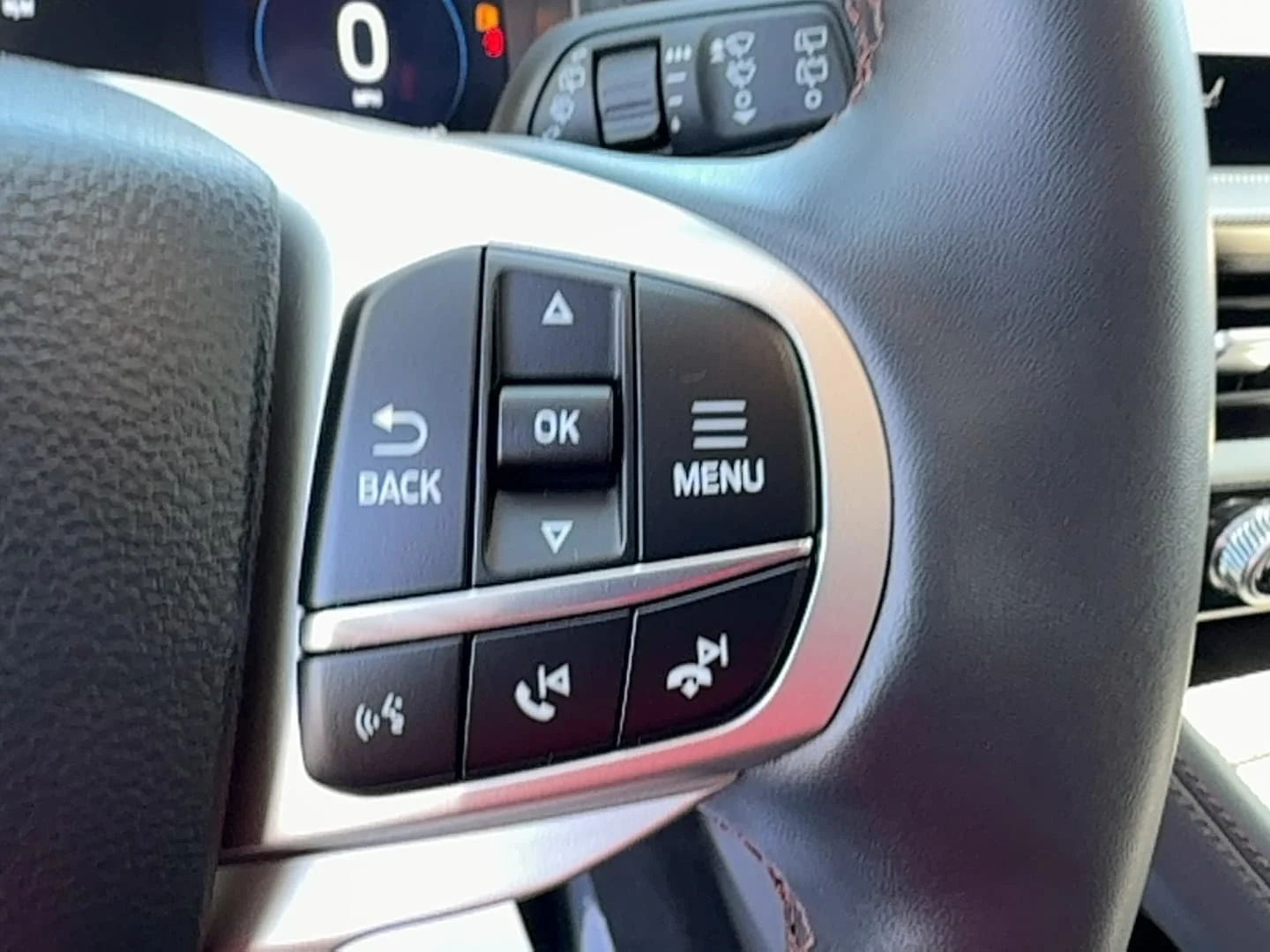 Used 2025 White Ford Active image 15