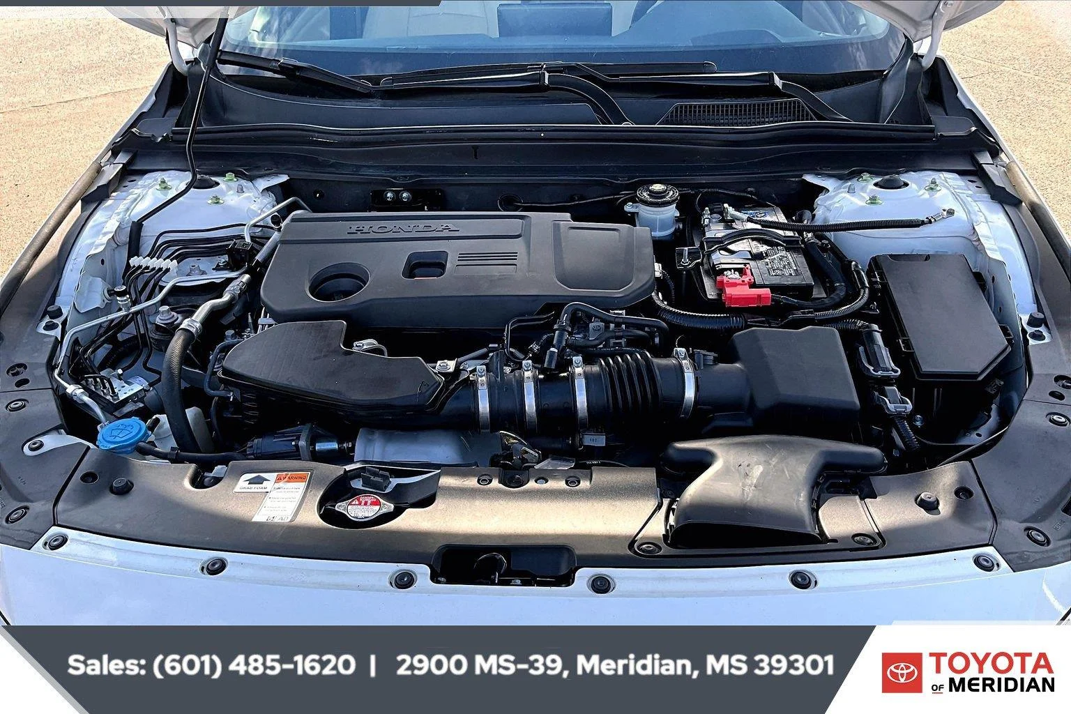 Used 2021 Platinum White Pearl Honda Touring image 8
