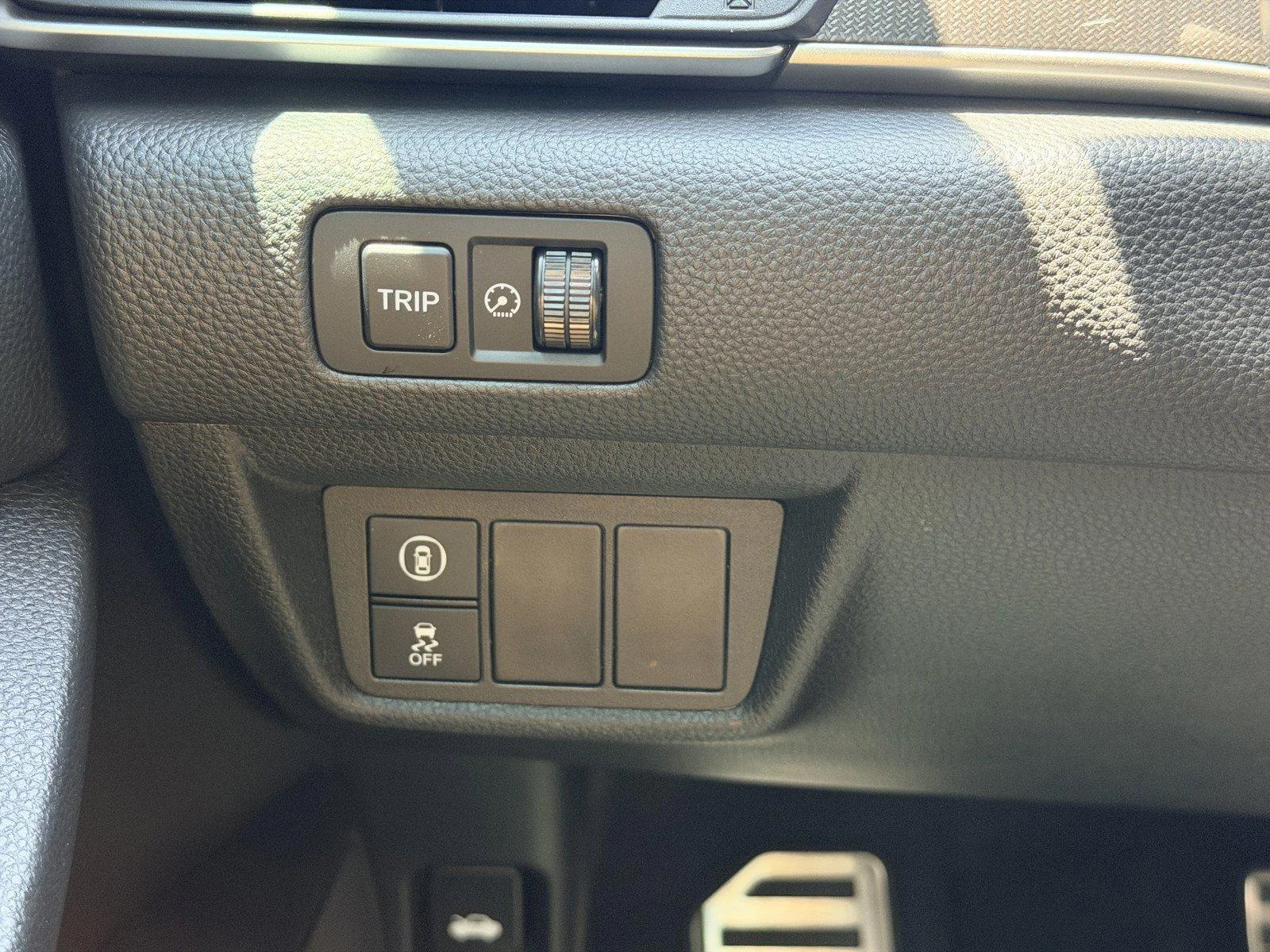 Used 2022  Honda Sport SE image 25