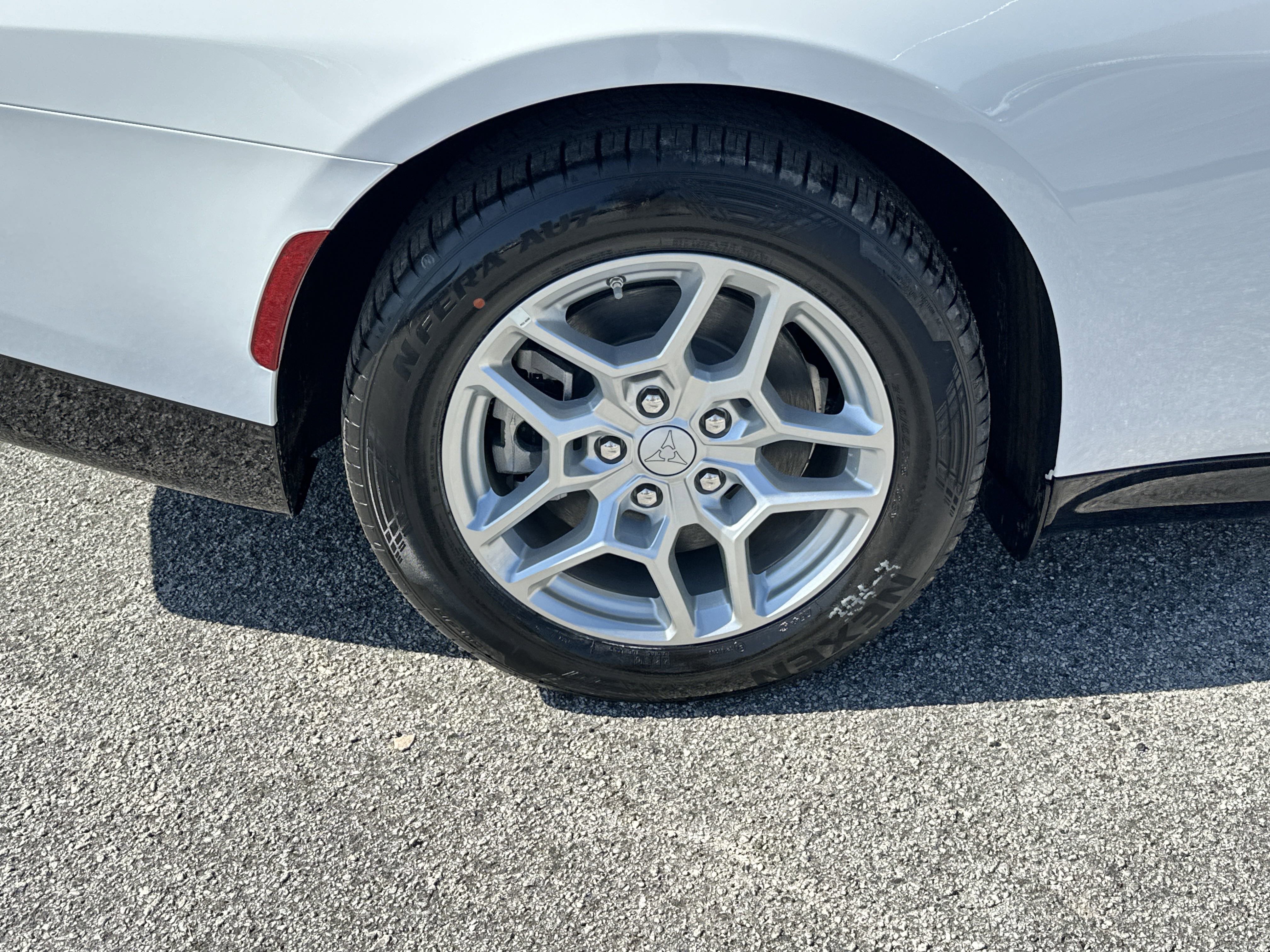 2025 Dodge Charger Daytona R/T - Photo 17