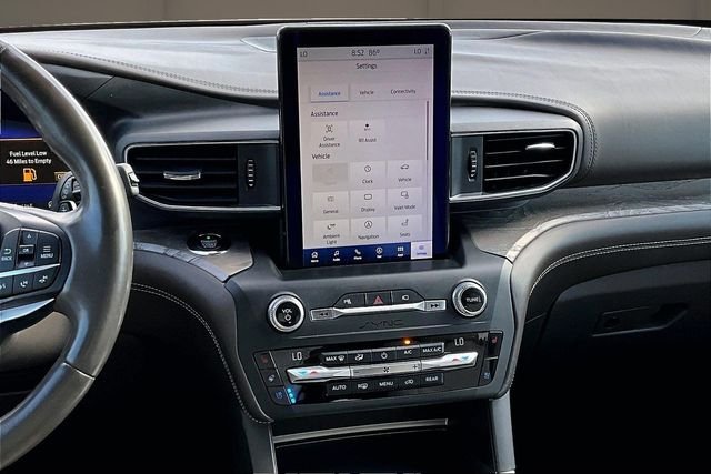 Used 2020 Blue Ford Platinum image 6