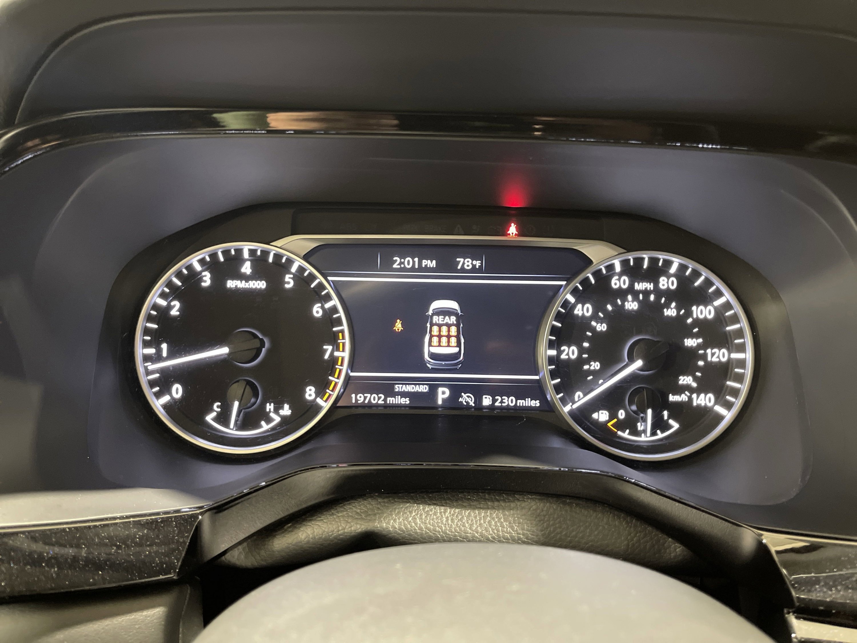 2025 Nissan Pathfinder SV - Photo 17