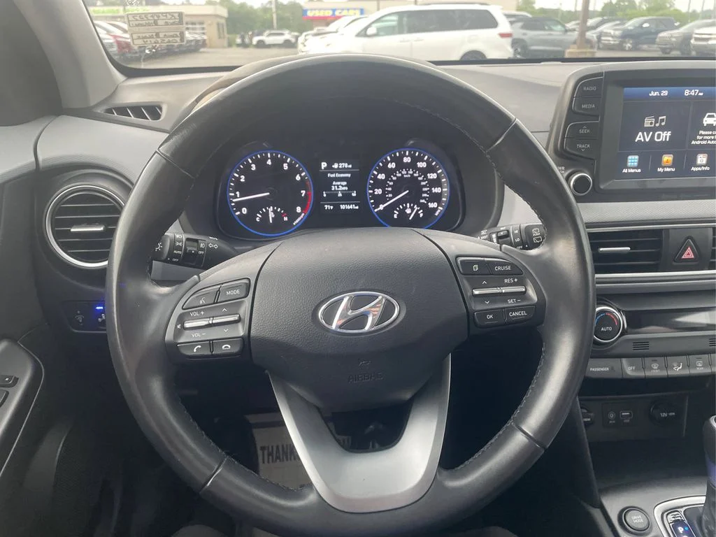 Used 2018 Ultra Black Hyundai Limited image 14