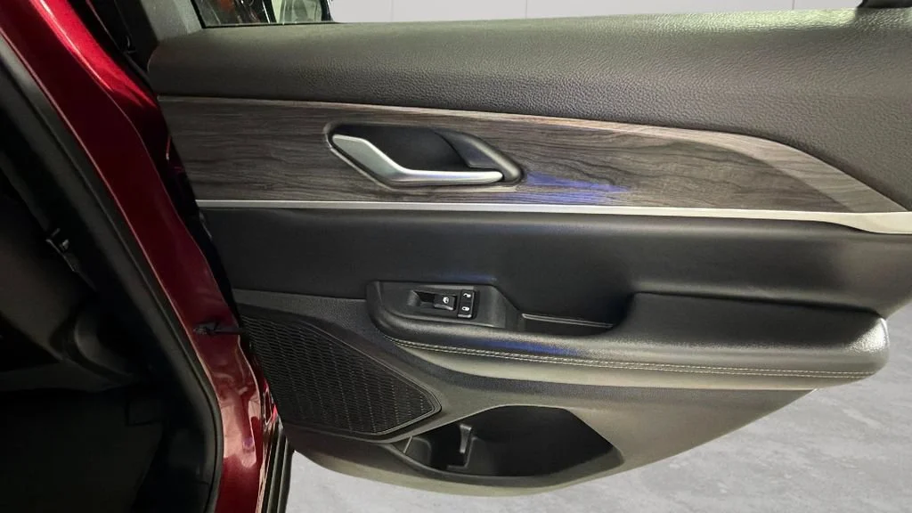 2023 Jeep Grand Cherokee Limited - Photo 32