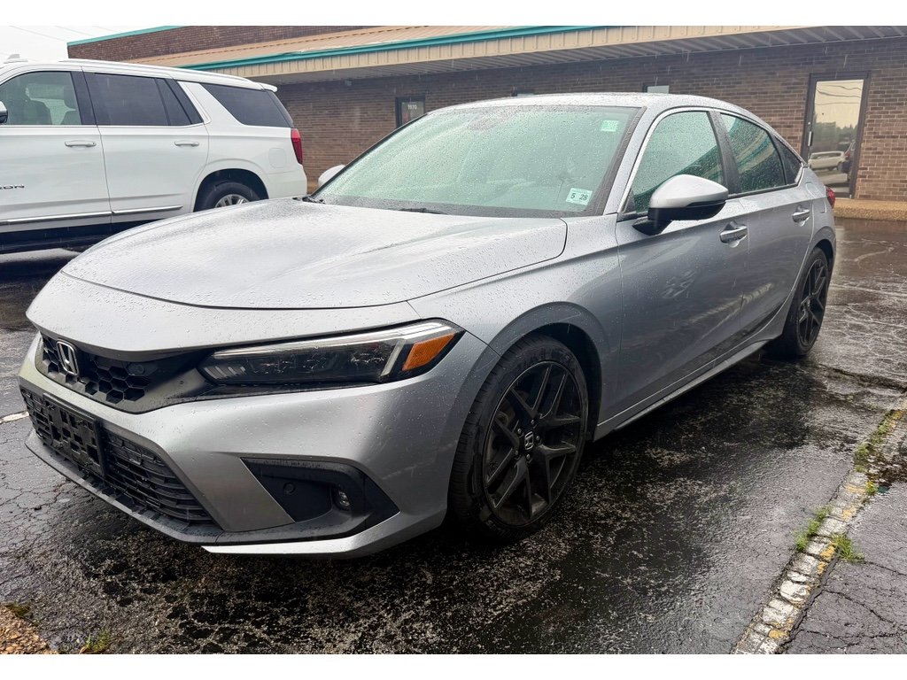 2023 Honda Civic Sport Touring CVT's photo