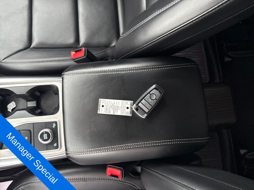 Used 2022 Silver Ford XLT image 30
