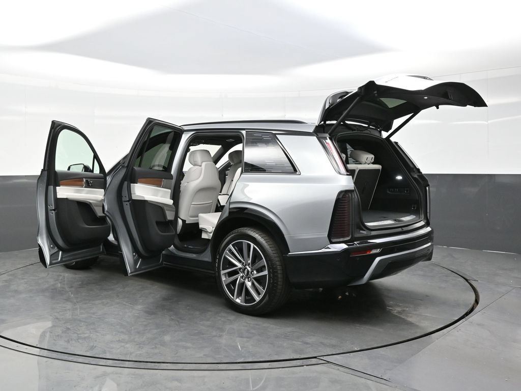 2026 Cadillac VISTIQ Sport - Photo 32
