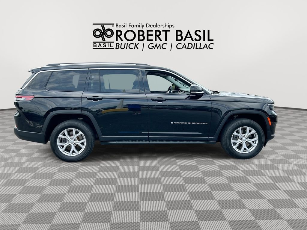 Used 2021 Black Jeep Limited image 9
